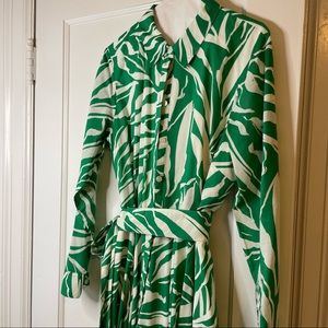 Boden Kitty Midi Shirt Dress in Green and White